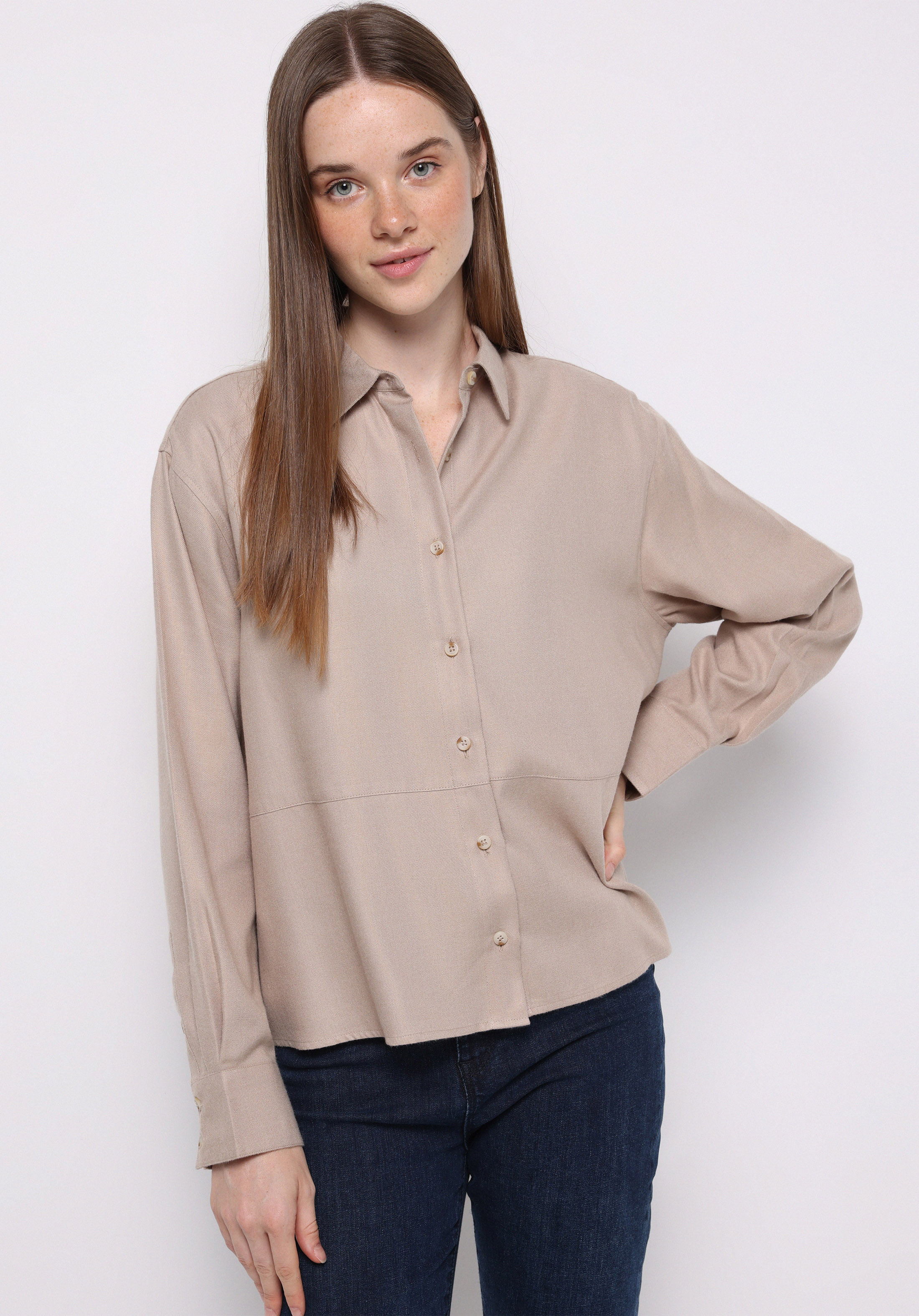 اعرض التفاصيل لـ بيج للنساء قميص  كم طويل