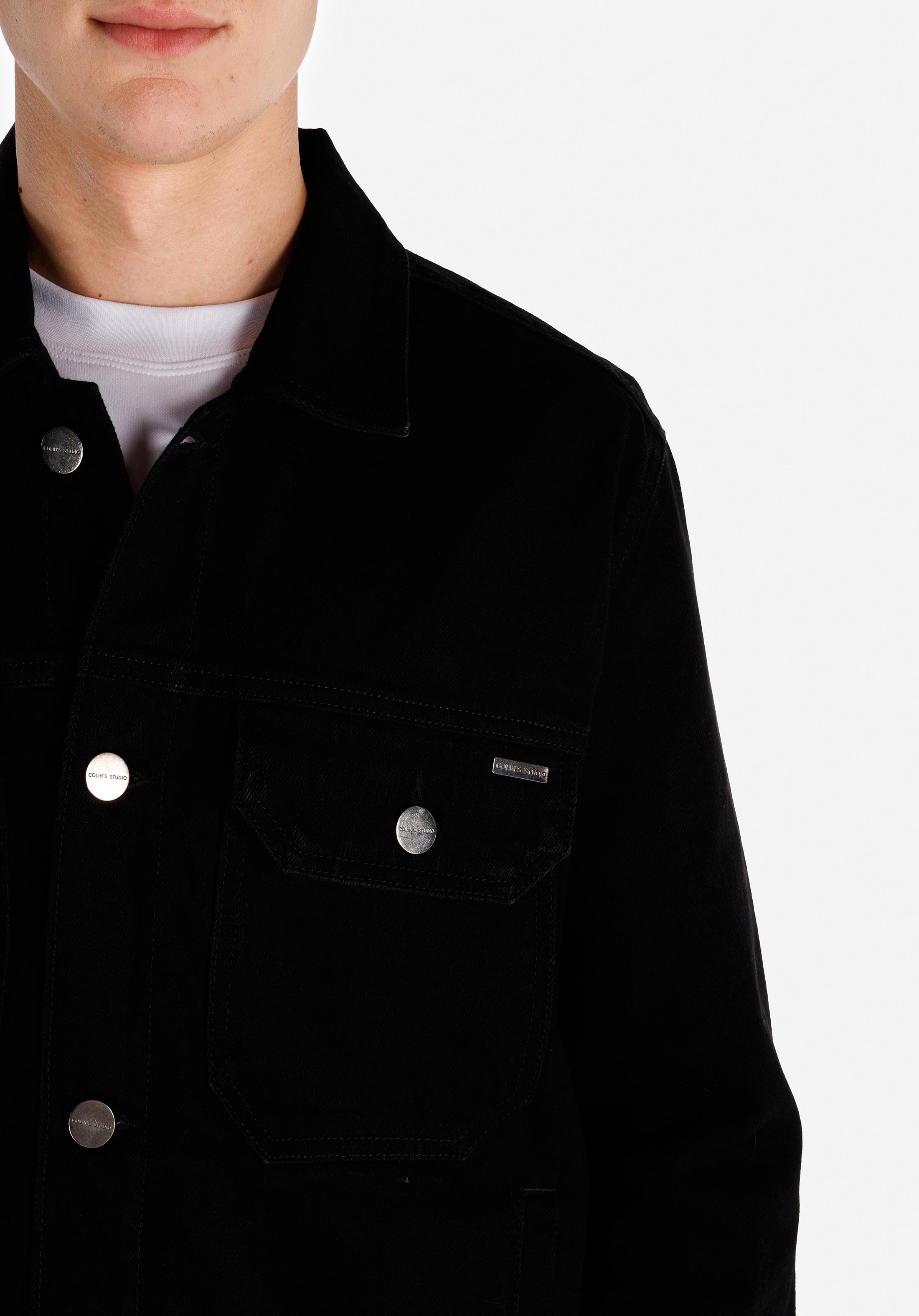 اعرض التفاصيل لـ رجالي أسود غير مبطن بقصة عادية