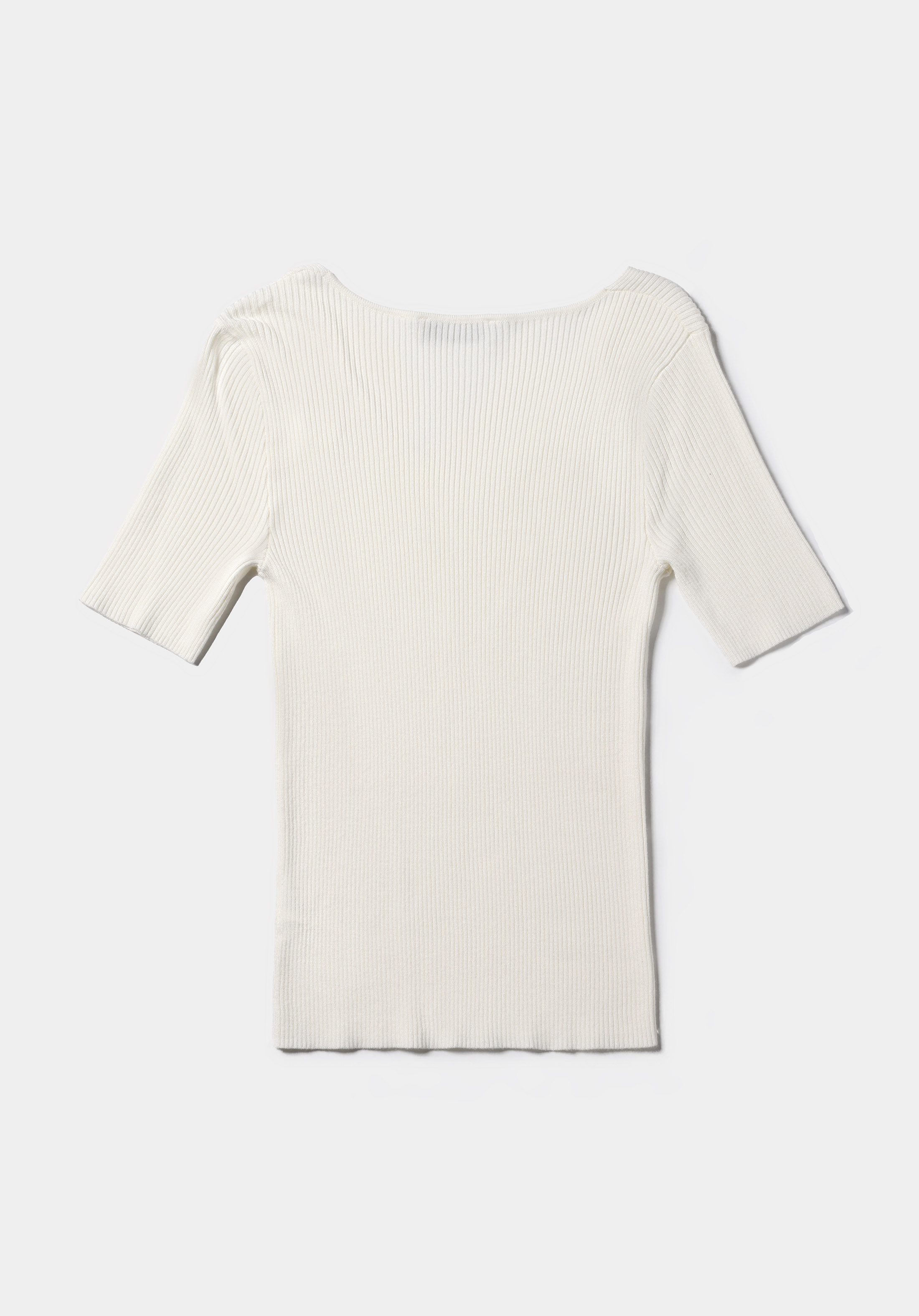 اعرض التفاصيل لـ أبيض للنساء 