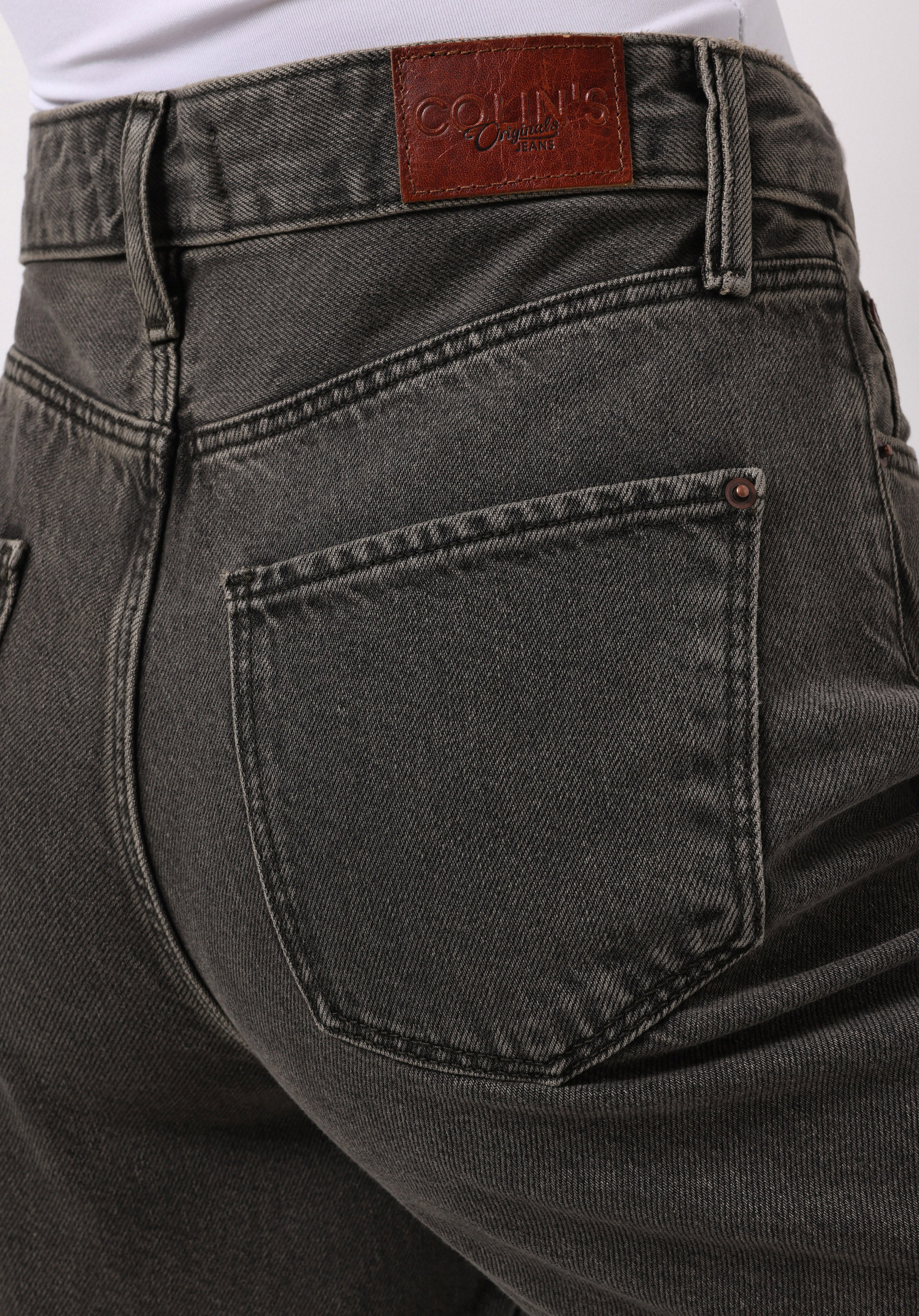 اعرض التفاصيل لـ دينيم للنساء بناطيل