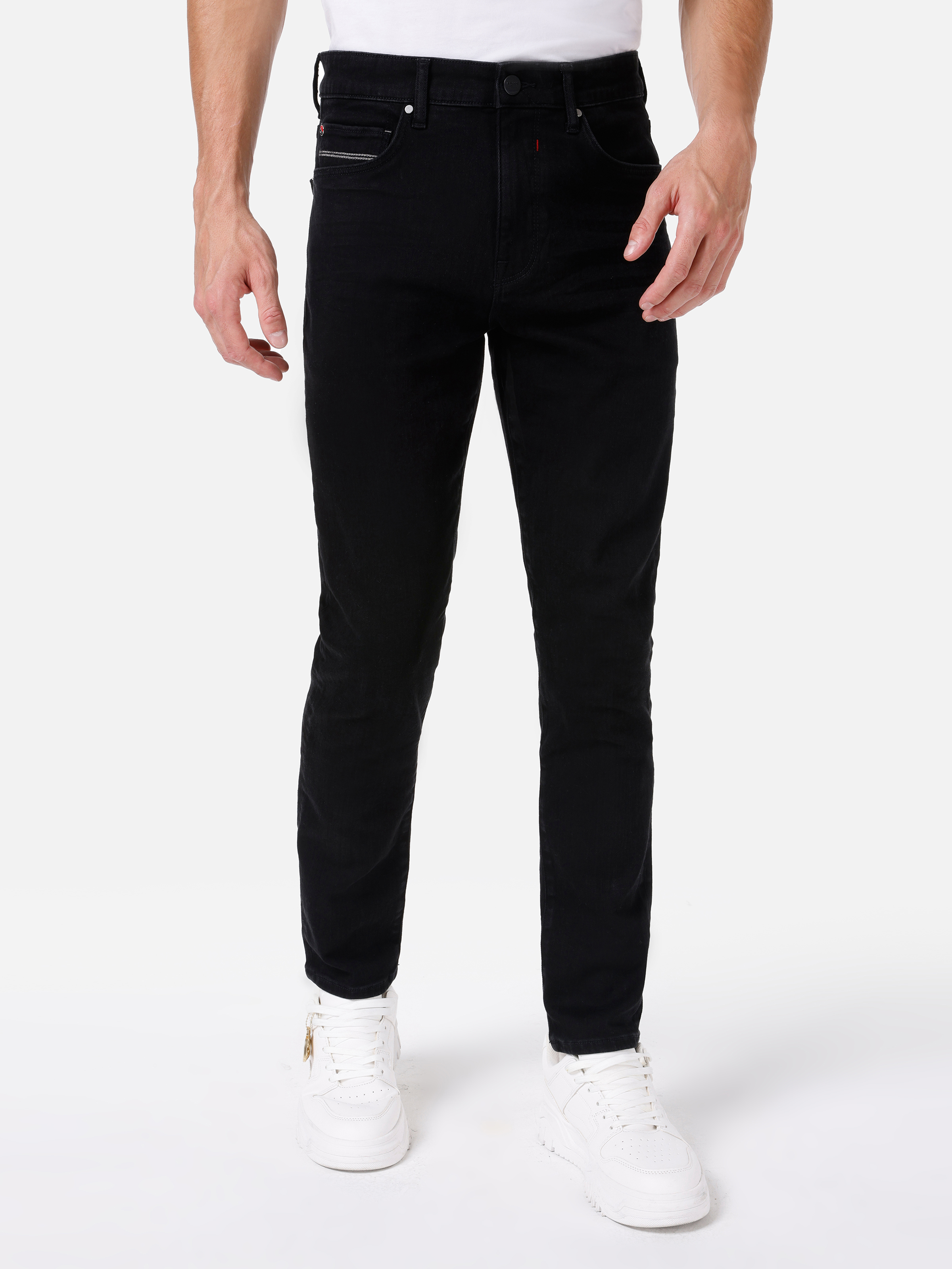 اعرض التفاصيل لـ 035بنطلون جينز  Slim Fit، بخصر عالٍ وساق نحيفة. سروال رجالي أسود Cl1067180  