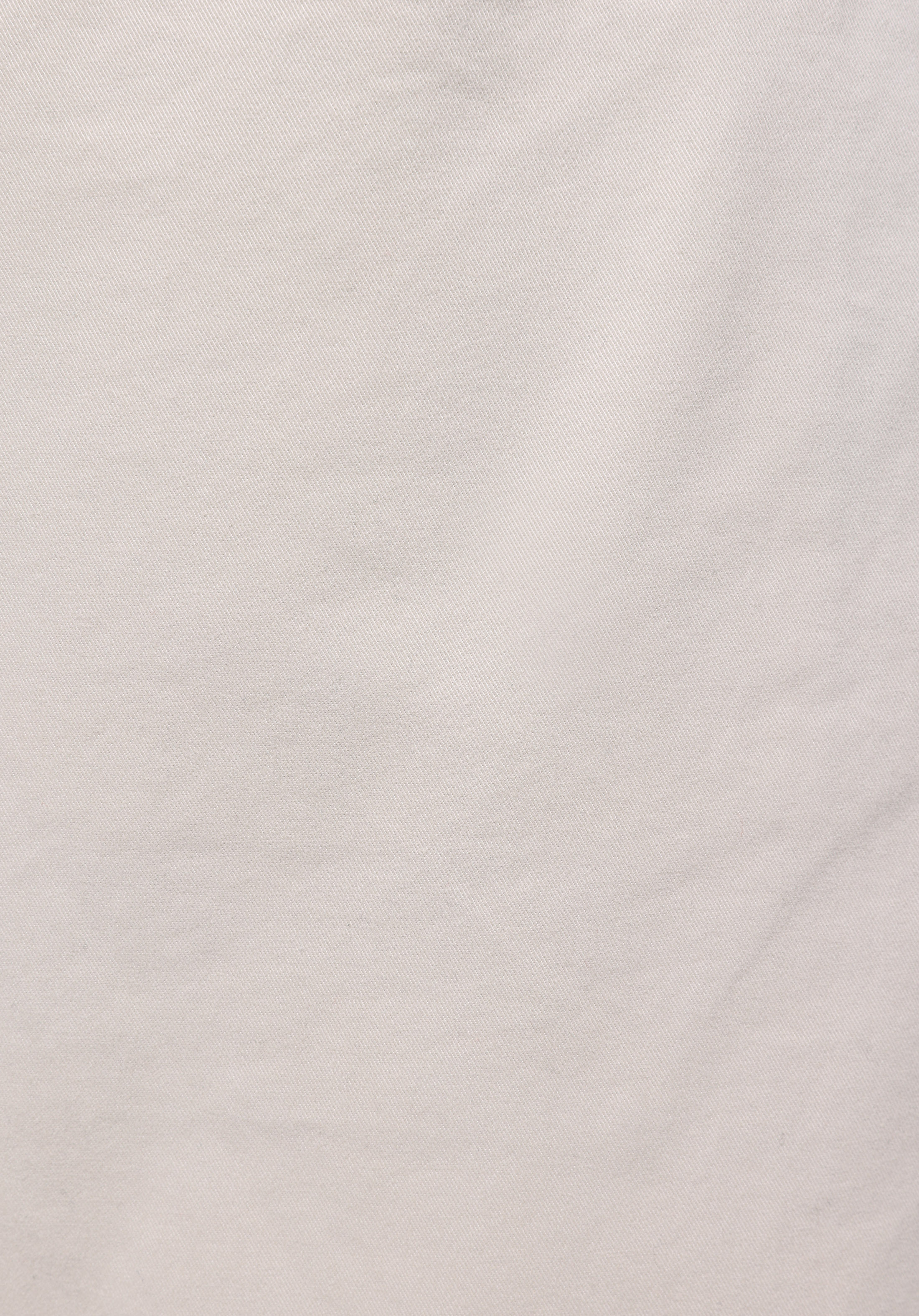اعرض التفاصيل لـ أبيض للرجال شورت