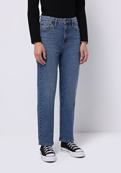 اعرض التفاصيل لـ أسود للنساء بناطيل