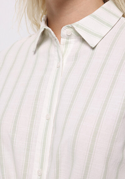 صورة من أخضر للنساء قميص كم طويل