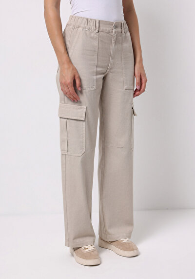 اعرض التفاصيل لـ بيج للنساء بناطيل