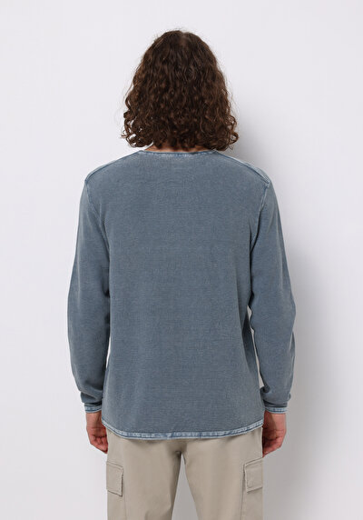 اعرض التفاصيل لـ أزرق للرجال بلوفر