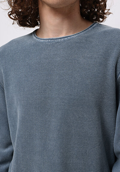 اعرض التفاصيل لـ أزرق للرجال بلوفر