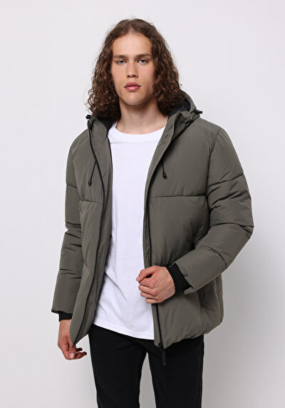 صورة من أخضر للرجال جاكيت