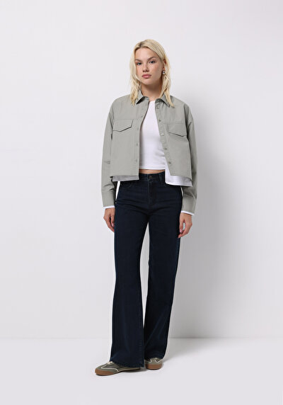 اعرض التفاصيل لـ أزرق داكن للنساء بناطيل