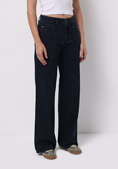 صورة من أزرق داكن للنساء بناطيل