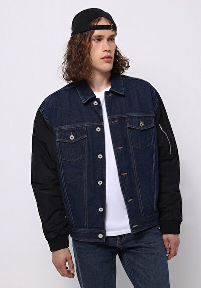 صورة من أزرق داكن للرجال جاكيت سترة