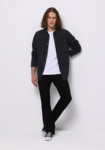 صورة من أسود للرجال قميص كم طويل