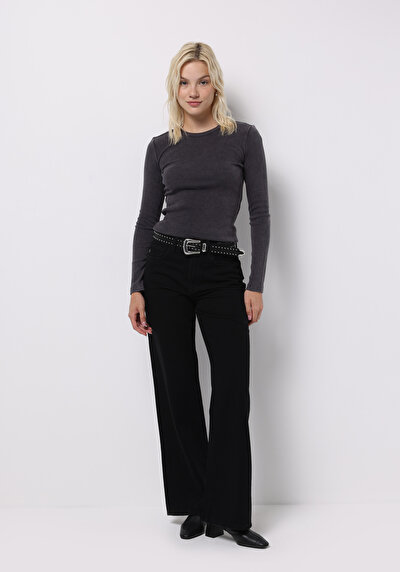 اعرض التفاصيل لـ أنتراسيت للنساء تي شيرت كم طويل