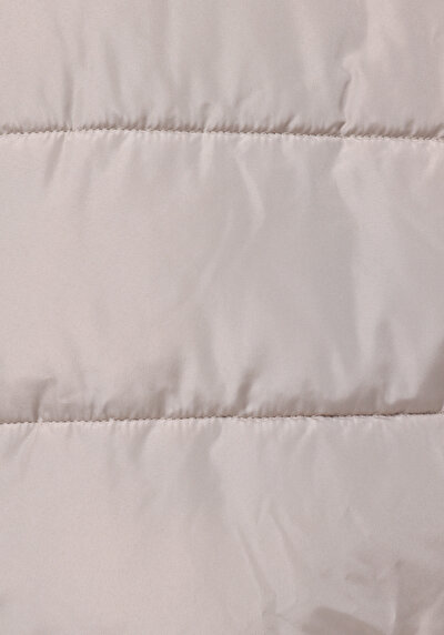 اعرض التفاصيل لـ بيج فاتح للنساء صدرية