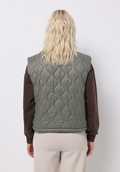 صورة من أخضر للنساء صدرية