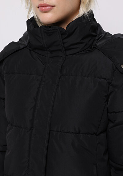 اعرض التفاصيل لـ أسود للنساء جاكيت