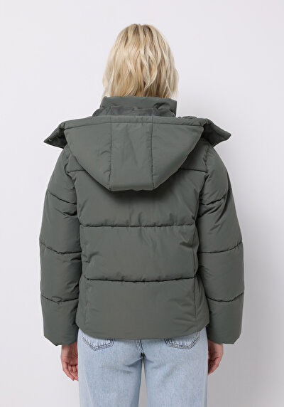 اعرض التفاصيل لـ أخضر للنساء جاكيت