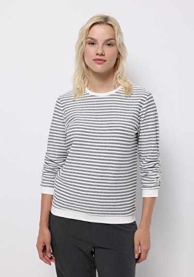 صورة من أبيض للنساء 