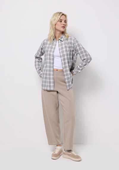 صورة من بيج للنساء بنطال رياضي