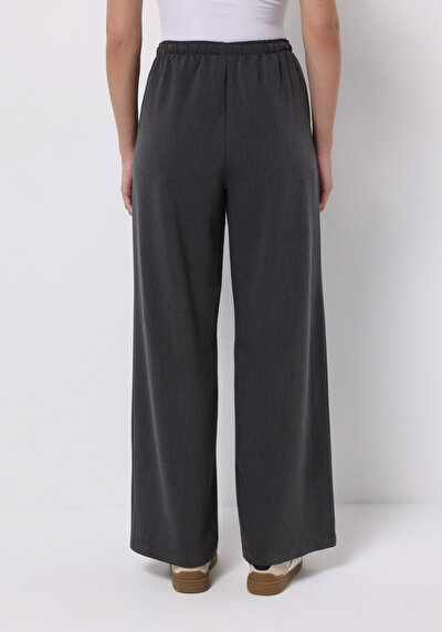 اعرض التفاصيل لـ أنتراسيت للنساء بناطيل