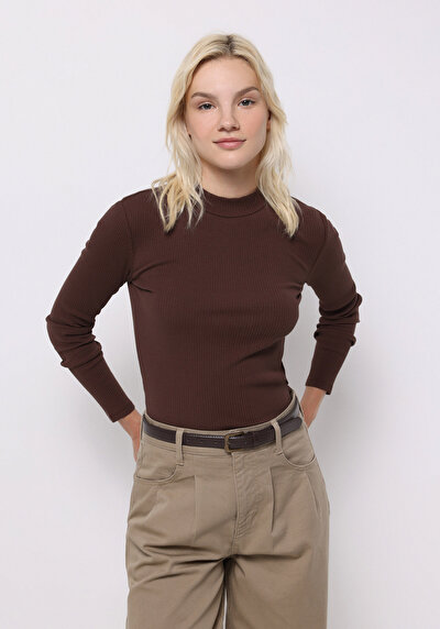 صورة من بني للنساء 