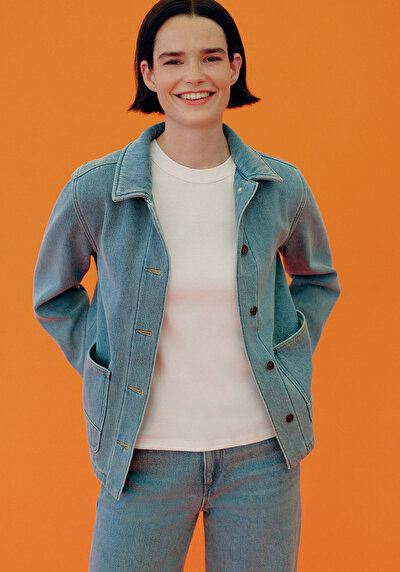 صورة من أزرق للنساء جاكيت سترة