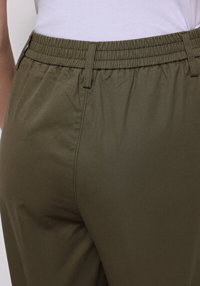 اعرض التفاصيل لـ كاكي للنساء بناطيل