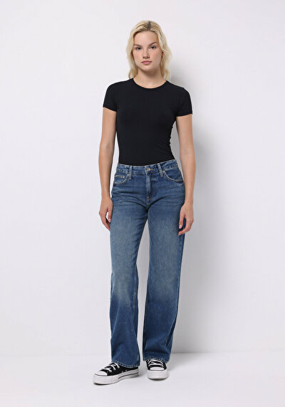 صورة من أنتراسيت للنساء بناطيل