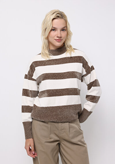 صورة من بني للنساء