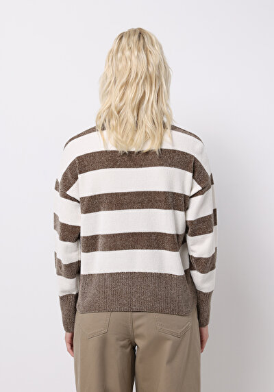 صورة من بني للنساء