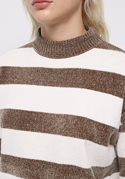 صورة من بني للنساء