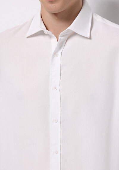 اعرض التفاصيل لـ أبيض للرجال قميص  كم طويل