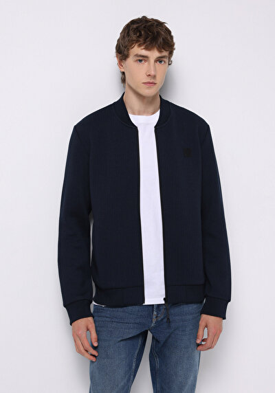 صورة من أزرق بحري للرجال جاكيت سترة