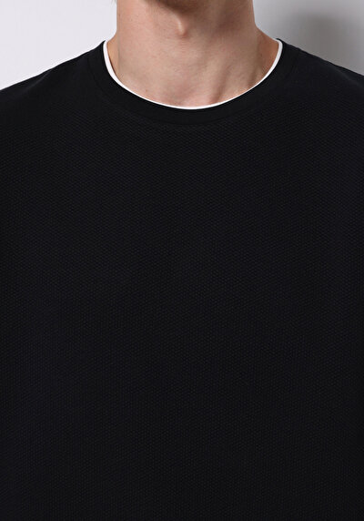 صورة من أسود للرجال تي شيرت كم طويل