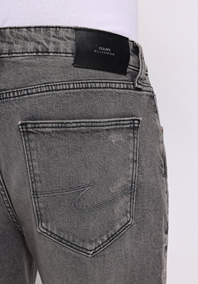 اعرض التفاصيل لـ أسود للرجال بناطيل