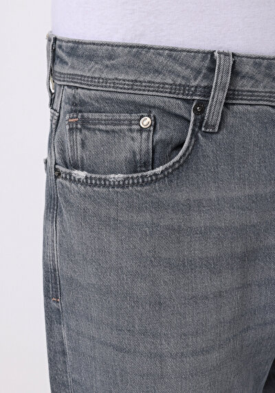 اعرض التفاصيل لـ أزرق فاتح للرجال بناطيل