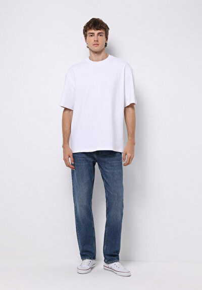 صورة من أزرق للرجال بناطيل