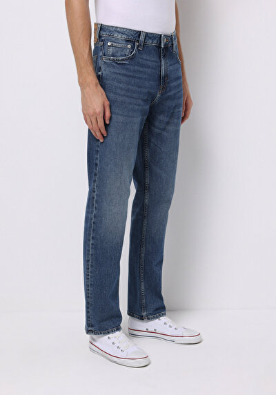 اعرض التفاصيل لـ أزرق للرجال بناطيل