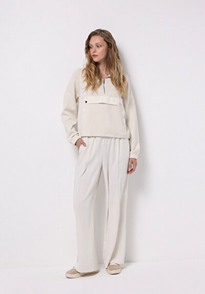 اعرض التفاصيل لـ بيج فاتح للنساء بلوز