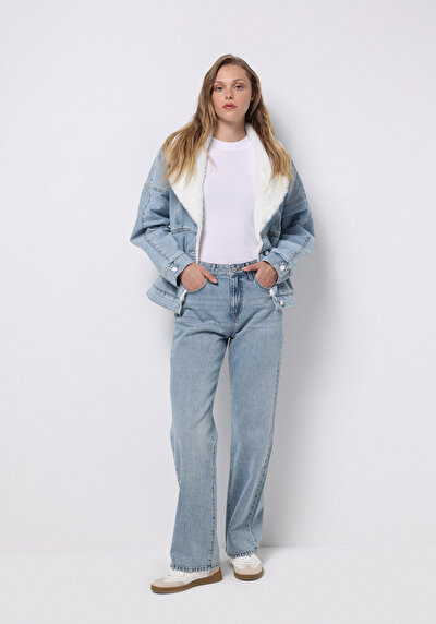 اعرض التفاصيل لـ أزرق للنساء بناطيل