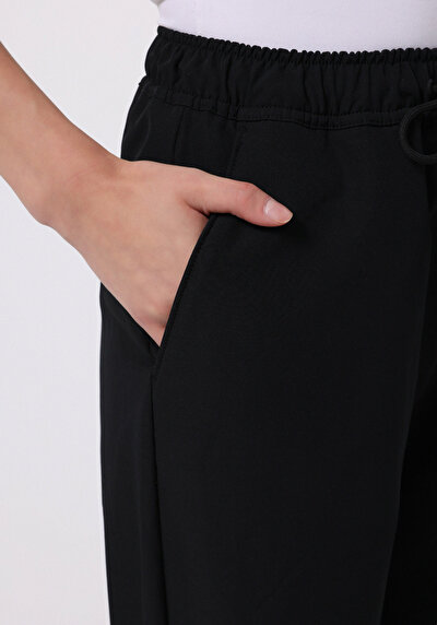 اعرض التفاصيل لـ أسود للنساء بناطيل