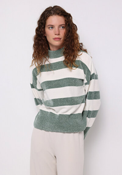 صورة من أخضر للنساء