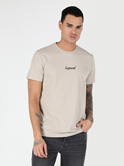 صورة من بيج للرجال تي شيرت بأكمام قصيرة