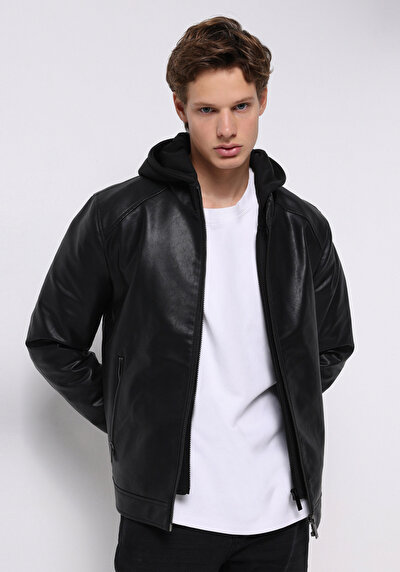 صورة من أسود للرجال جاكيت جلد