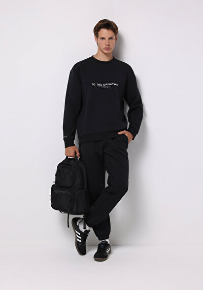 صورة من أسود للرجال بلوز