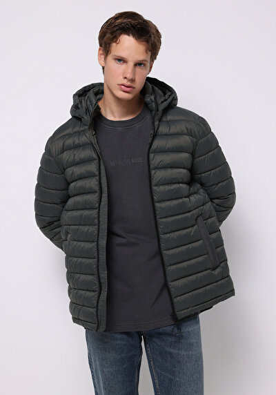 صورة من أخضر للرجال جاكيت