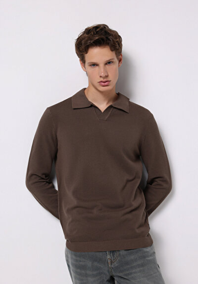 صورة من بني للرجال بلوفر