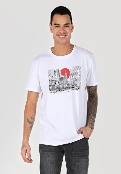 صورة من   رقبة مستديرة مستقيم تي شيرت أبيض بأكمام قصيرة للرجال