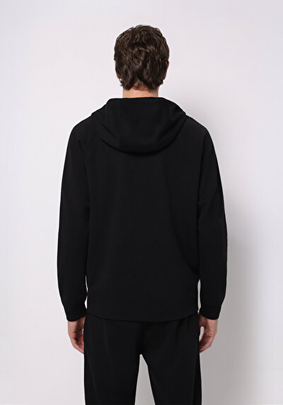 اعرض التفاصيل لـ أسود للرجال بلوز