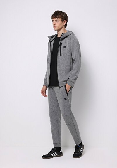 صورة من أنتراسيت للرجال بنطال رياضي